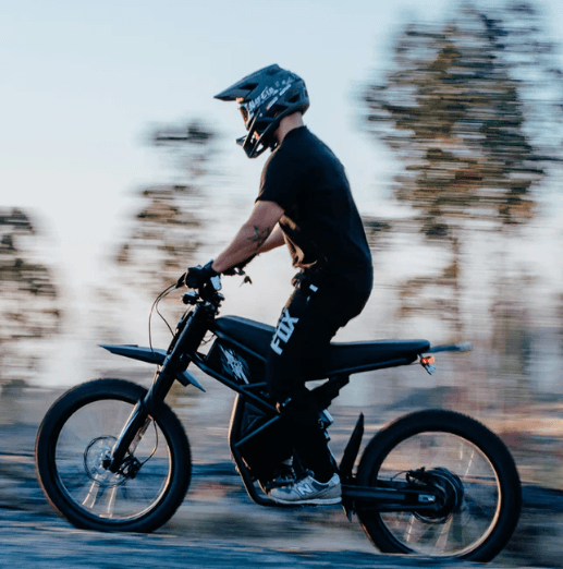 Moto électrique GT73 2400W avec double batterie